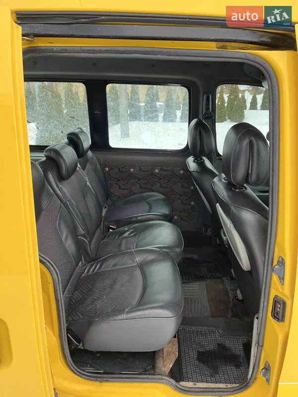 Минивэн Renault Kangoo 2000 в Калиновке