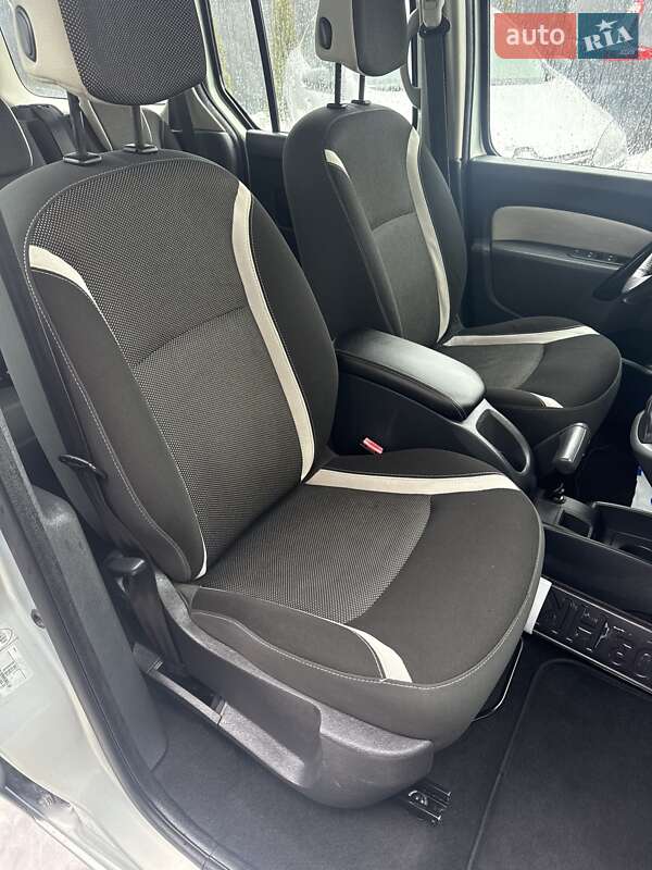 Мінівен Renault Kangoo 2012 в Луцьку фото 42 Мінівен Renault Kangoo 2012 в Луцьку