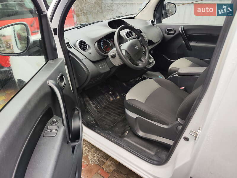 Мінівен Renault Kangoo 2018 в Нових Санжарах