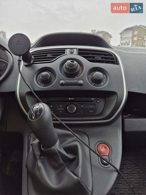 Грузопассажирский фургон Renault Kangoo 2018 в Киеве фото 11 Грузопассажирский фургон Renault Kangoo 2018 в Киеве