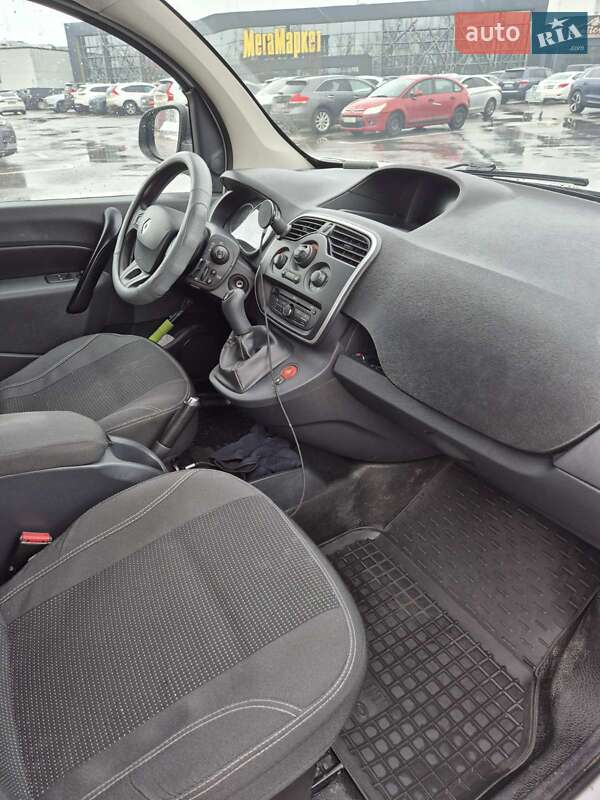 Грузопассажирский фургон Renault Kangoo 2018 в Киеве фото 19 Грузопассажирский фургон Renault Kangoo 2018 в Киеве