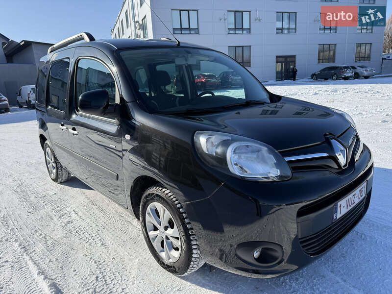 Минивэн Renault Kangoo 2015 в Ровно