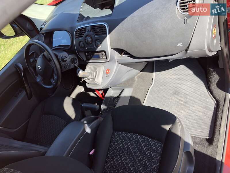 Минивэн Renault Kangoo 2014 в Каменец-Подольском