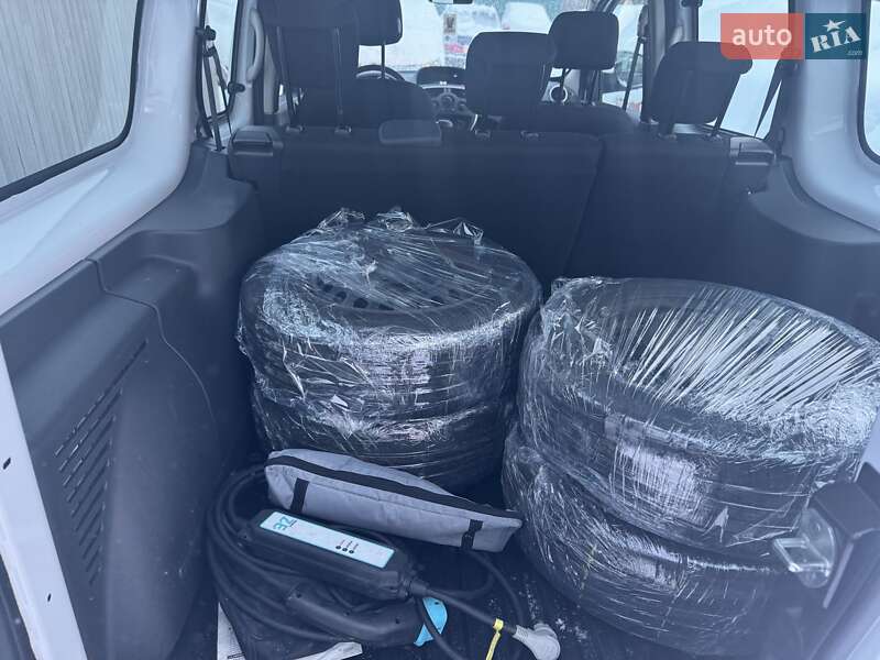 Минивэн Renault Kangoo 2019 в Тернополе фото 12 Минивэн Renault Kangoo 2019 в Тернополе