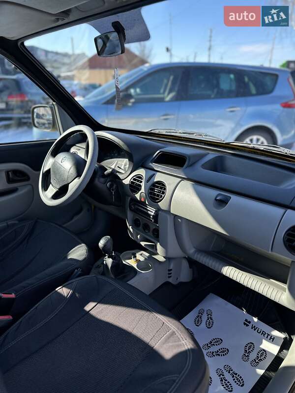 Мінівен Renault Kangoo 2003 в Смілі фото 10 Мінівен Renault Kangoo 2003 в Смілі