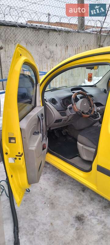 Мінівен Renault Kangoo 2010 в Чернігові