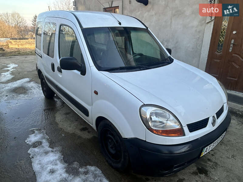 Минивэн Renault Kangoo 2005 в Снятине