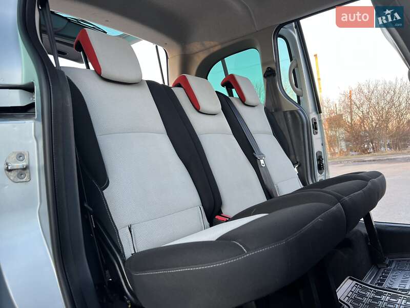 Минивэн Renault Kangoo 2012 в Дрогобыче фото 45 Минивэн Renault Kangoo 2012 в Дрогобыче