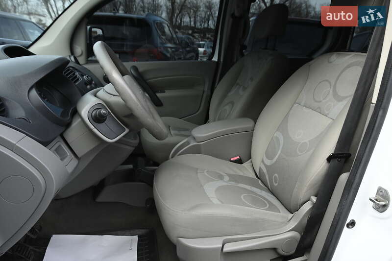 Мінівен Renault Kangoo 2009 в Бердичеві фото 27 Мінівен Renault Kangoo 2009 в Бердичеві