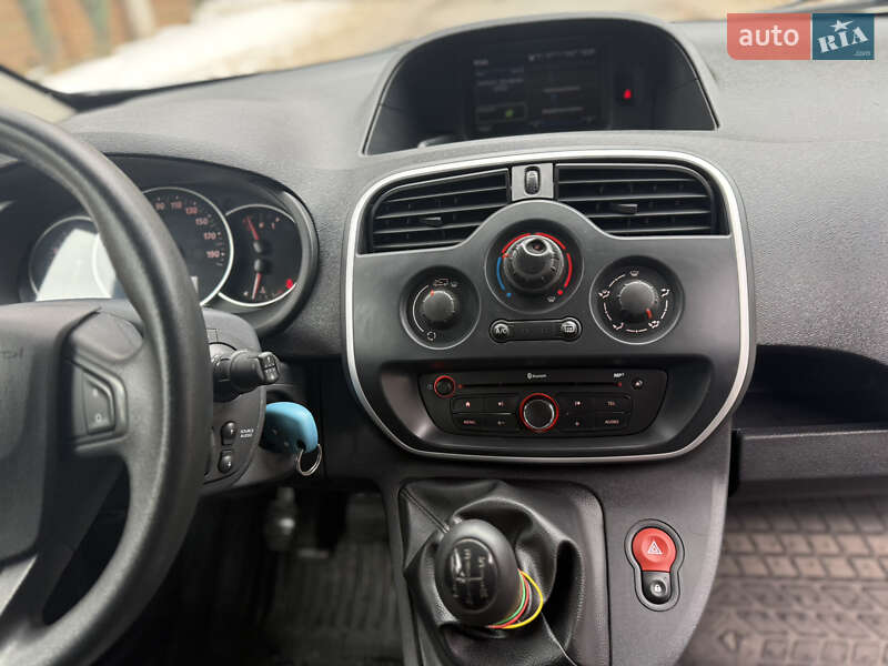 Мінівен Renault Kangoo 2017 в Ірпені фото 23 Мінівен Renault Kangoo 2017 в Ірпені