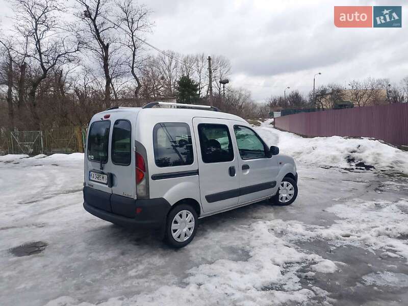 Минивэн Renault Kangoo 2002 в Киеве