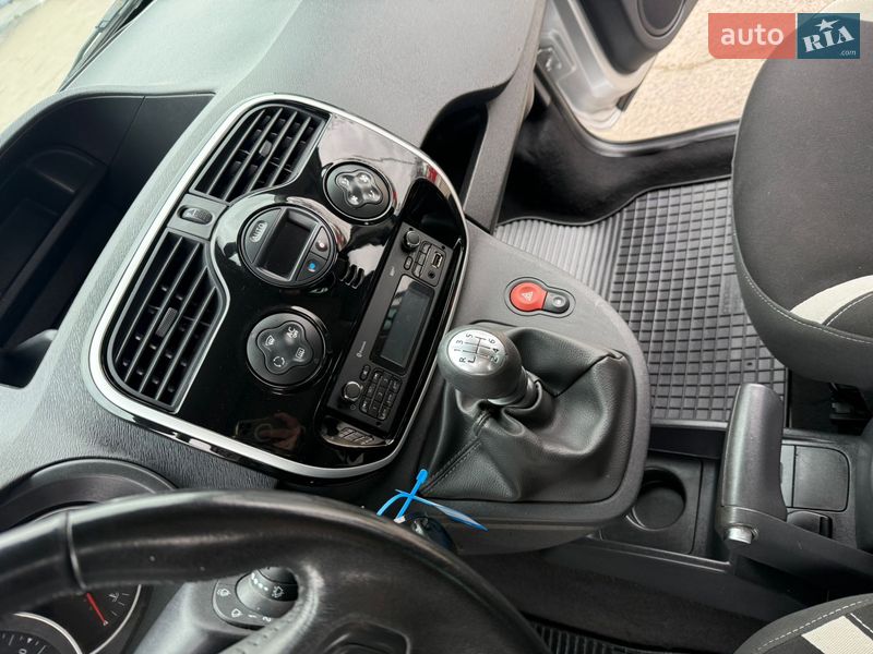 Минивэн Renault Kangoo 2014 в Днепре