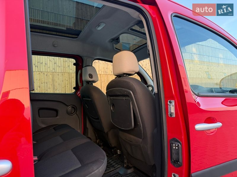 Минивэн Renault Kangoo 2015 в Львове