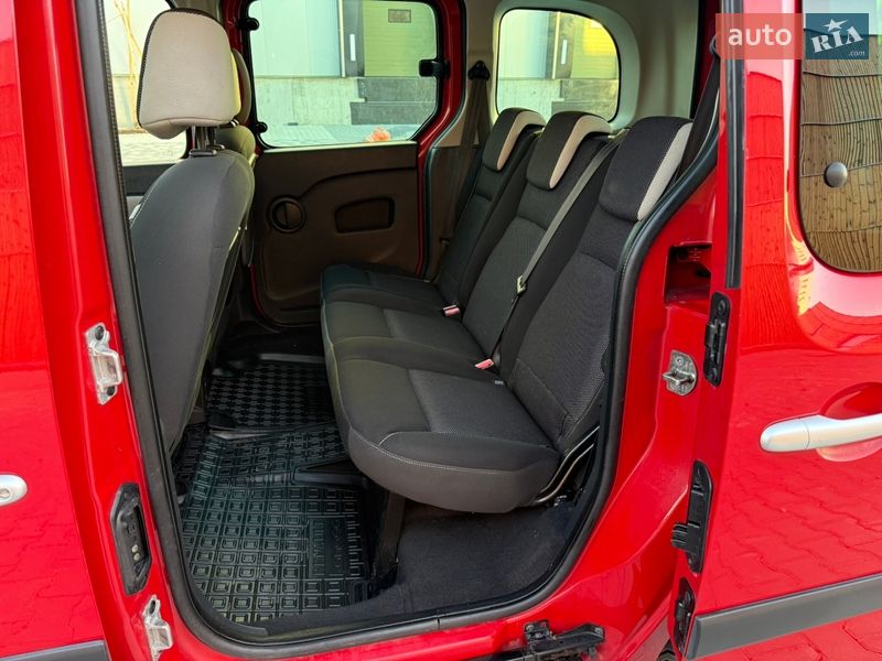 Минивэн Renault Kangoo 2015 в Львове