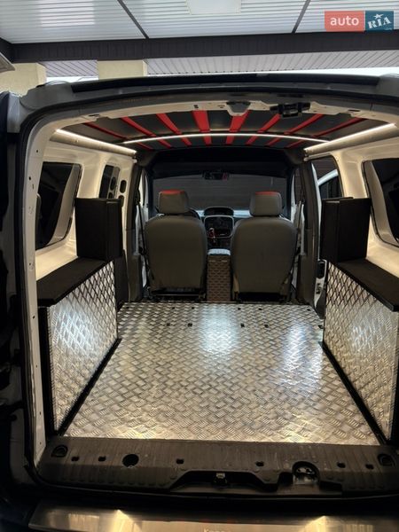 Грузовой фургон Renault Kangoo 2014 в Днепре