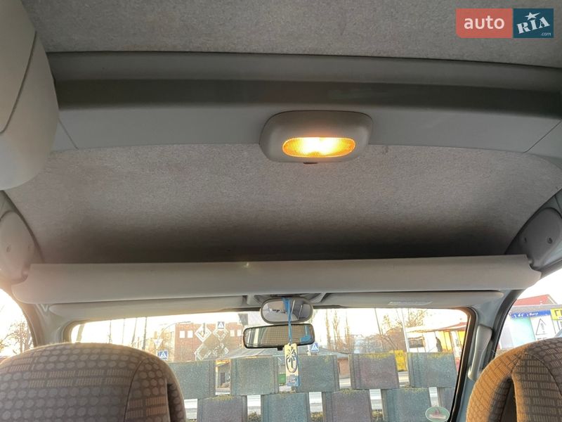 Минивэн Renault Kangoo 2005 в Виннице