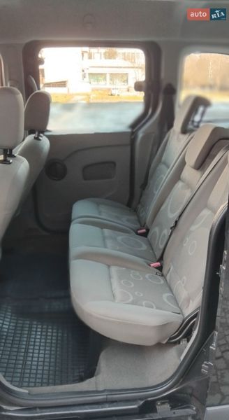 Минивэн Renault Kangoo 2010 в Ивано-Франковске