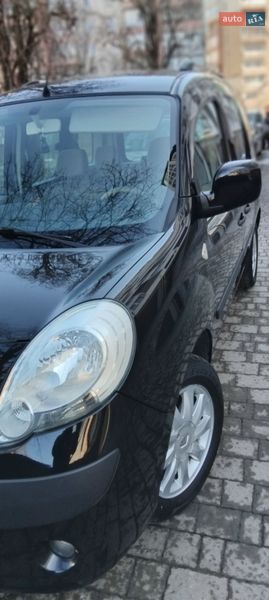 Минивэн Renault Kangoo 2010 в Ивано-Франковске