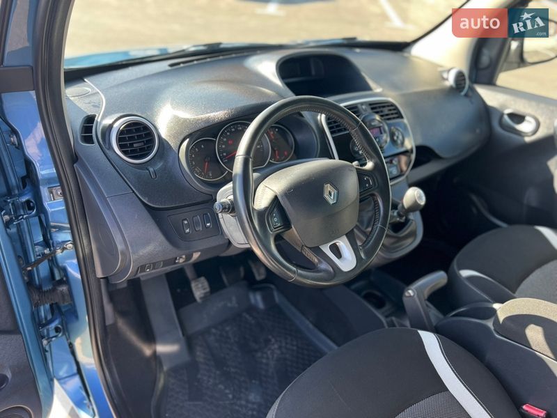 Минивэн Renault Kangoo 2014 в Ровно