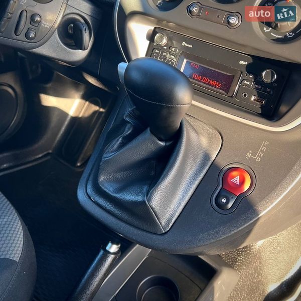 Грузопассажирский фургон Renault Kangoo 2017 в Киеве
