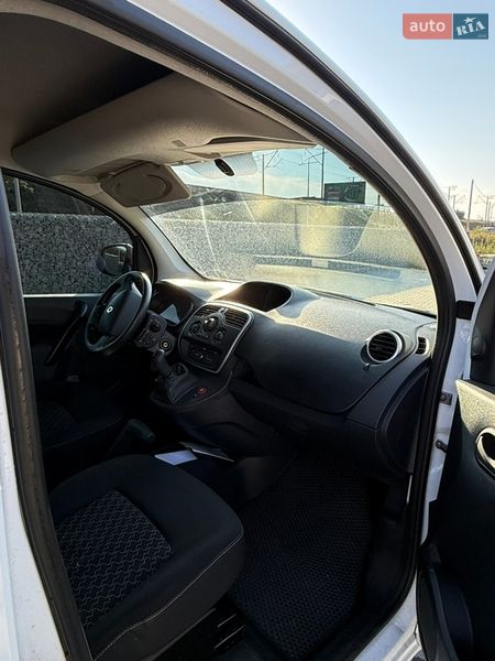 Грузовой фургон Renault Kangoo 2015 в Киеве