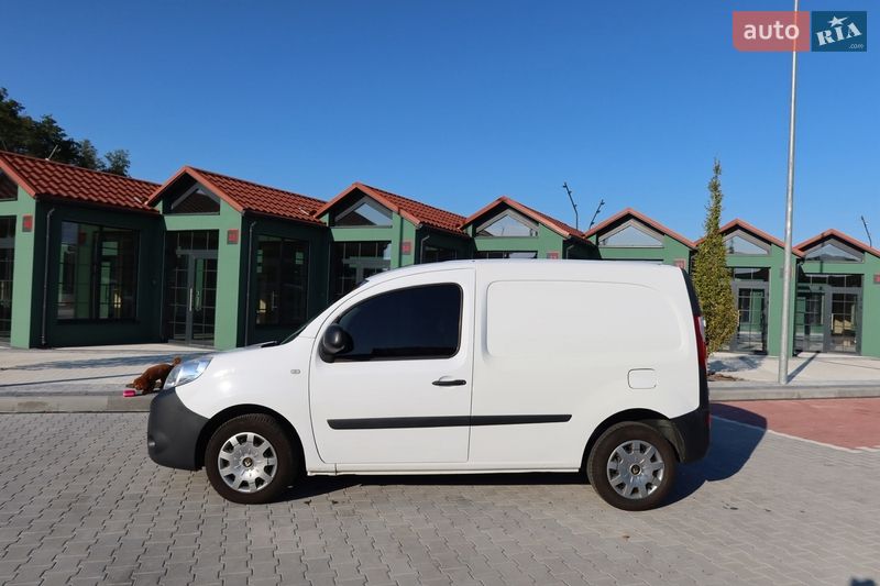 Грузовой фургон Renault Kangoo 2015 в Киеве