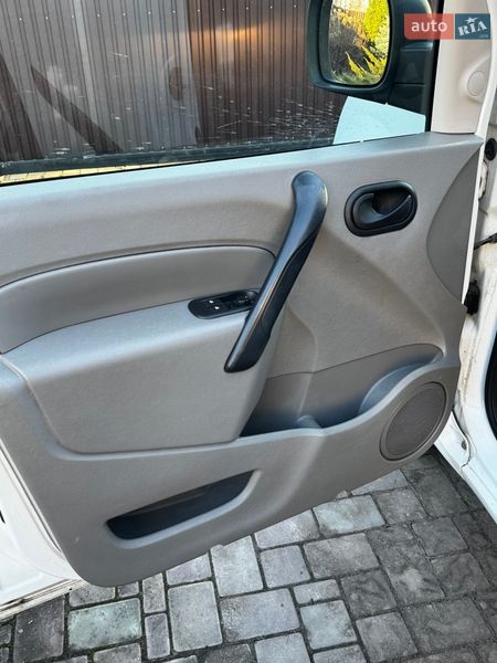 Минивэн Renault Kangoo 2009 в Киеве