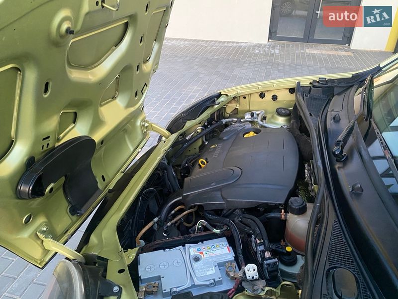 Мінівен Renault Kangoo 2004 в Луцьку