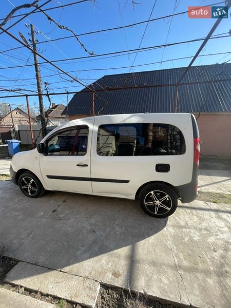 Минивэн Renault Kangoo 2008 в Виноградове