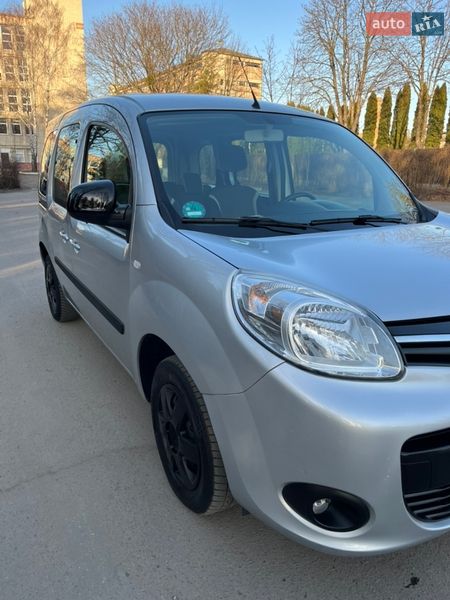 Минивэн Renault Kangoo 2013 в Луцке