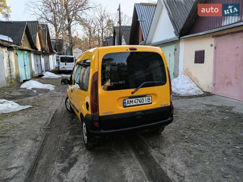 Минивэн Renault Kangoo 2000 в Озерном