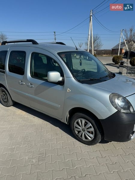 Минивэн Renault Kangoo 2011 в Винниках