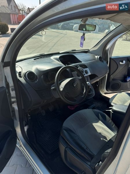 Минивэн Renault Kangoo 2011 в Винниках