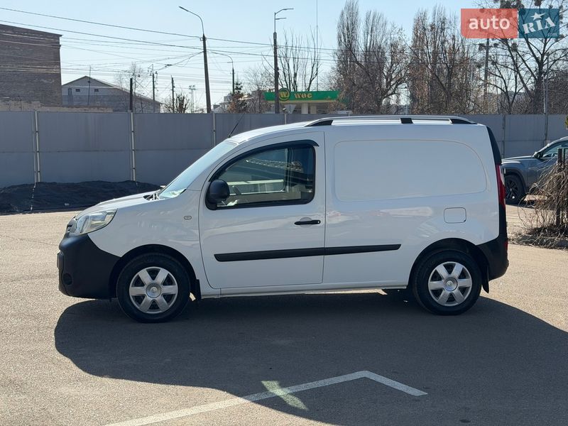 Мінівен Renault Kangoo 2014 в Києві