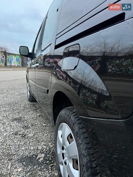 Минивэн Renault Kangoo 2011 в Луцке