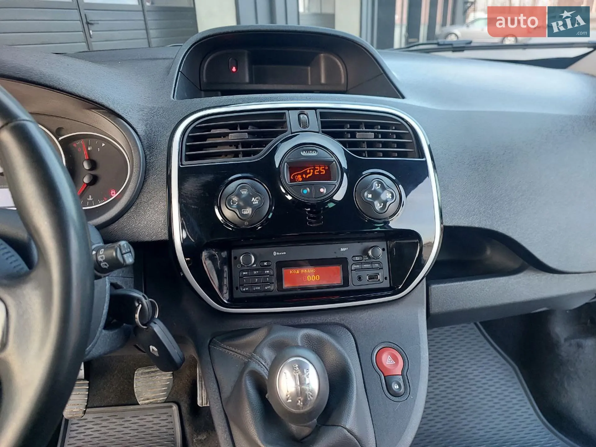2015 Renault Kangoo - мініатюра 27