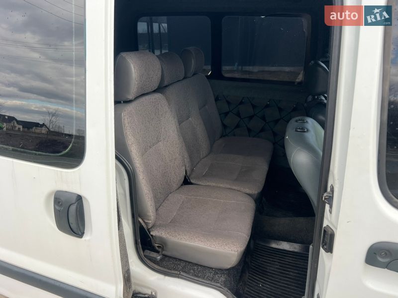 Мінівен Renault Kangoo 2000 в Жовкві