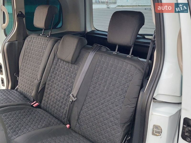 Минивэн Renault Kangoo 2011 в Киеве