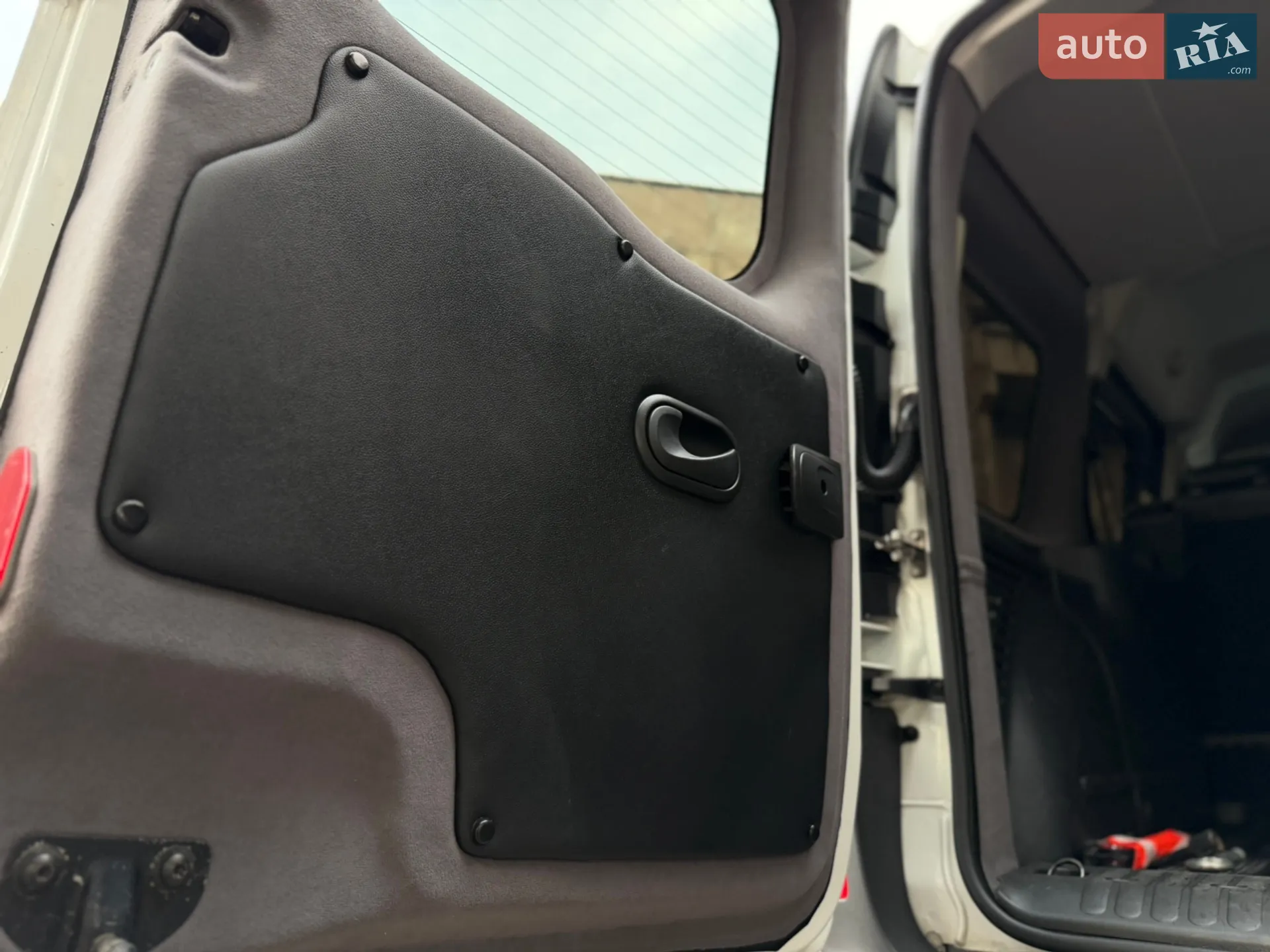 2018 Renault Kangoo - мініатюра 38