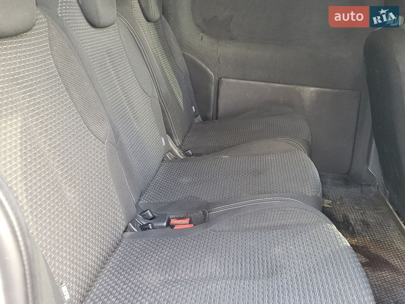 Грузопассажирский фургон Renault Kangoo 2013 в Ровно