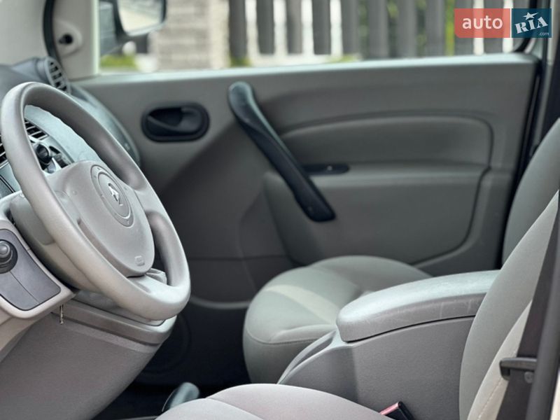 Минивэн Renault Kangoo 2009 в Староконстантинове фото 17 Минивэн Renault Kangoo 2009 в Староконстантинове