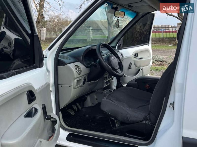 Мінівен Renault Kangoo 2008 в Хотині