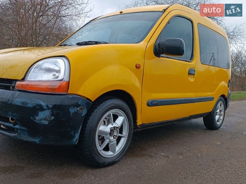 Минивэн Renault Kangoo 2000 в Сарнах