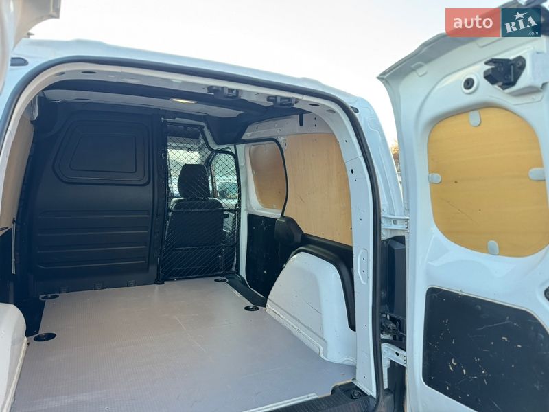 Грузовой фургон Renault Kangoo 2022 в Луцке