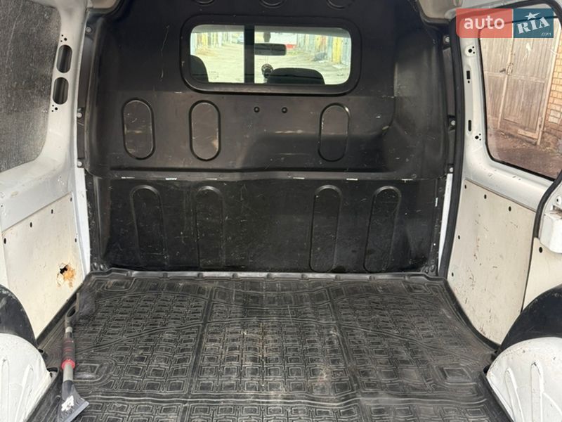 Вантажний фургон Renault Kangoo 2014 в Києві