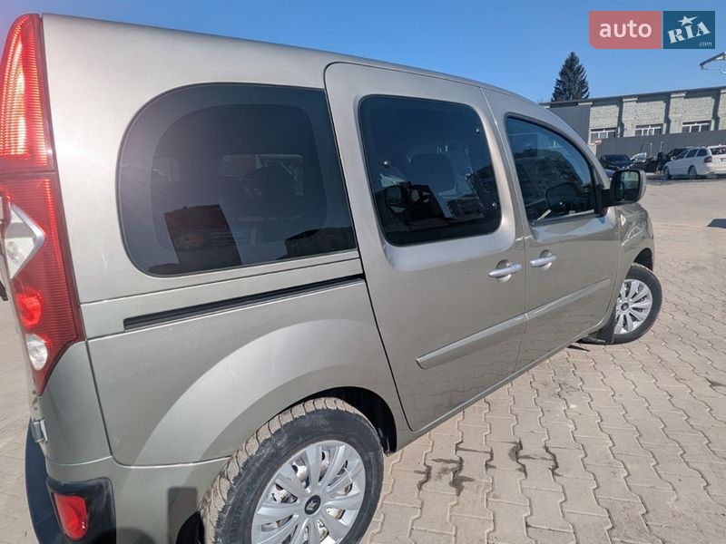 Минивэн Renault Kangoo 2011 в Львове