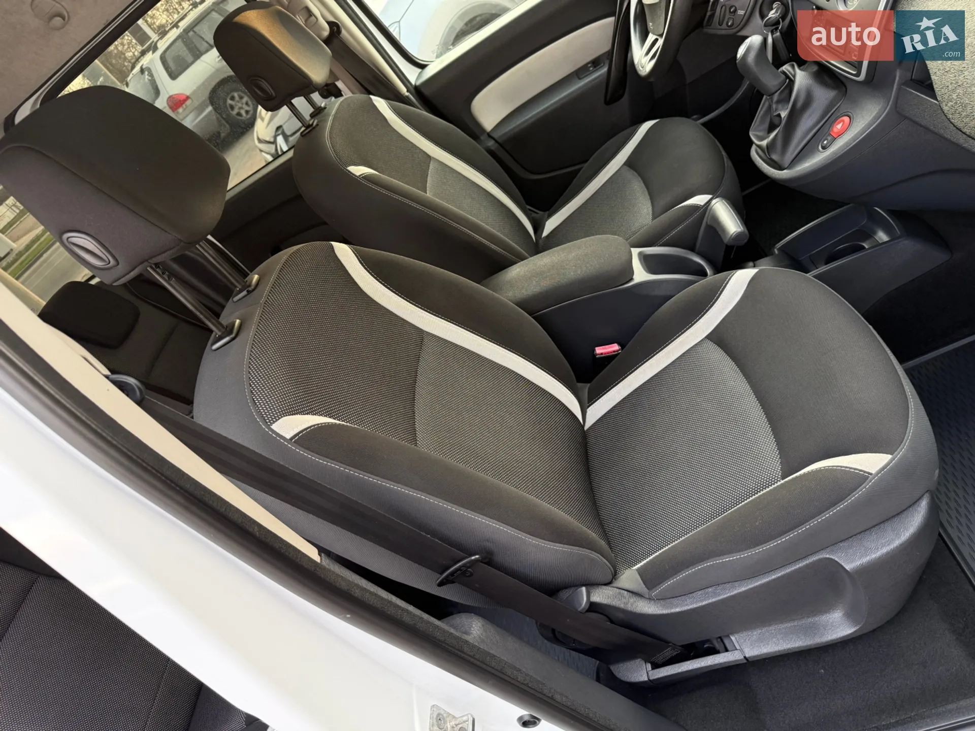 2015 Renault Kangoo - мініатюра 34