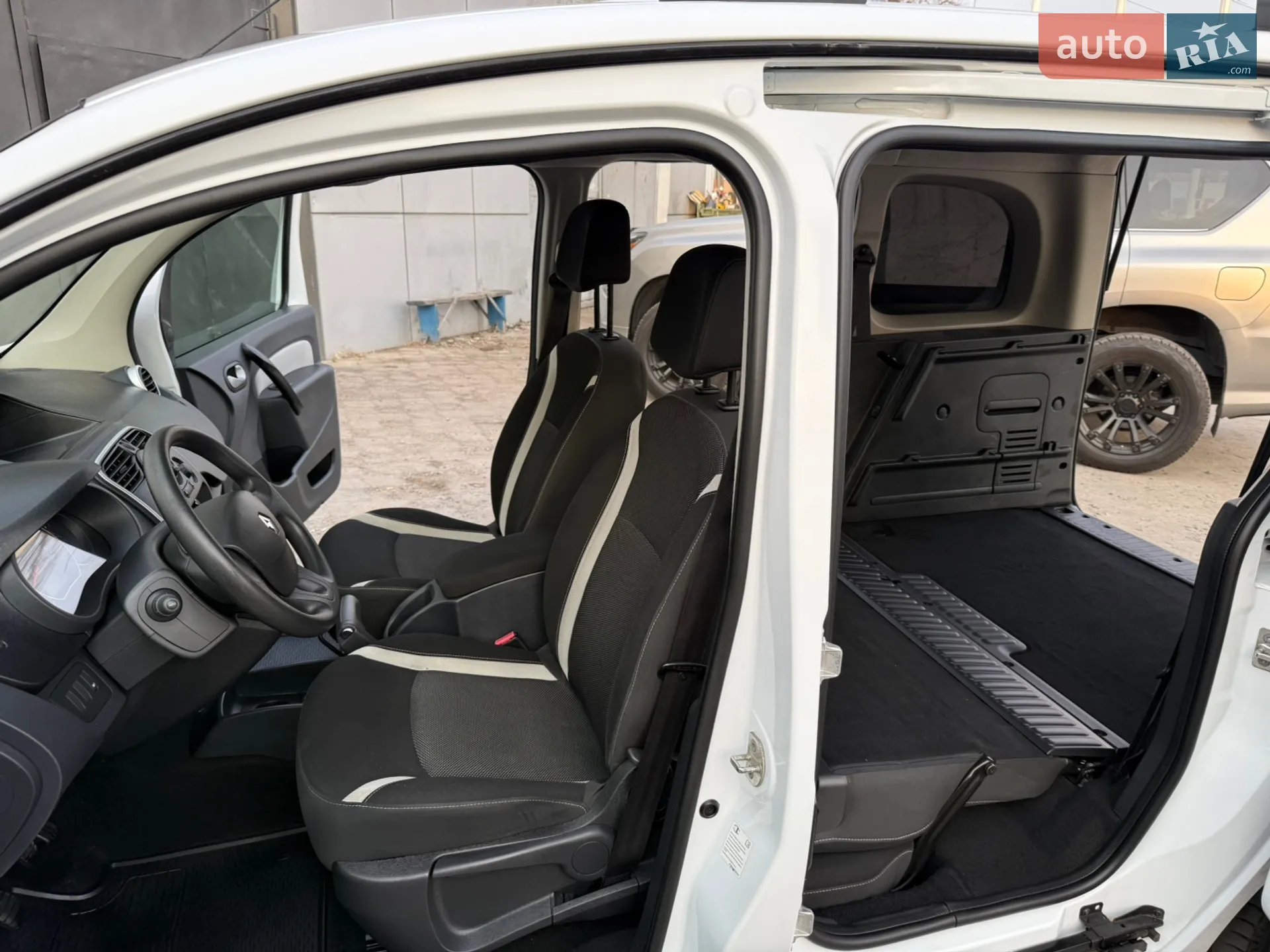 2015 Renault Kangoo - мініатюра 77