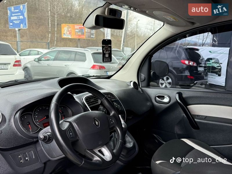 Мінівен Renault Kangoo 2014 в Чернівцях