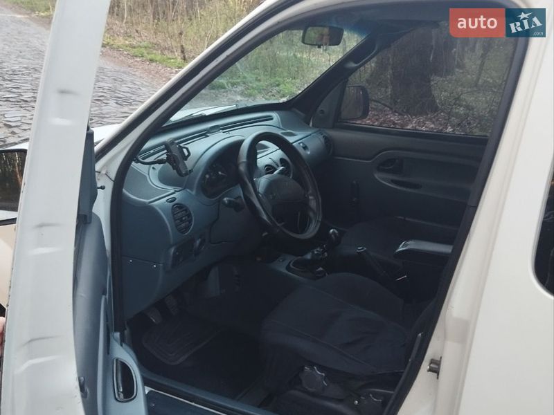 Мінівен Renault Kangoo 1999 в Острозі